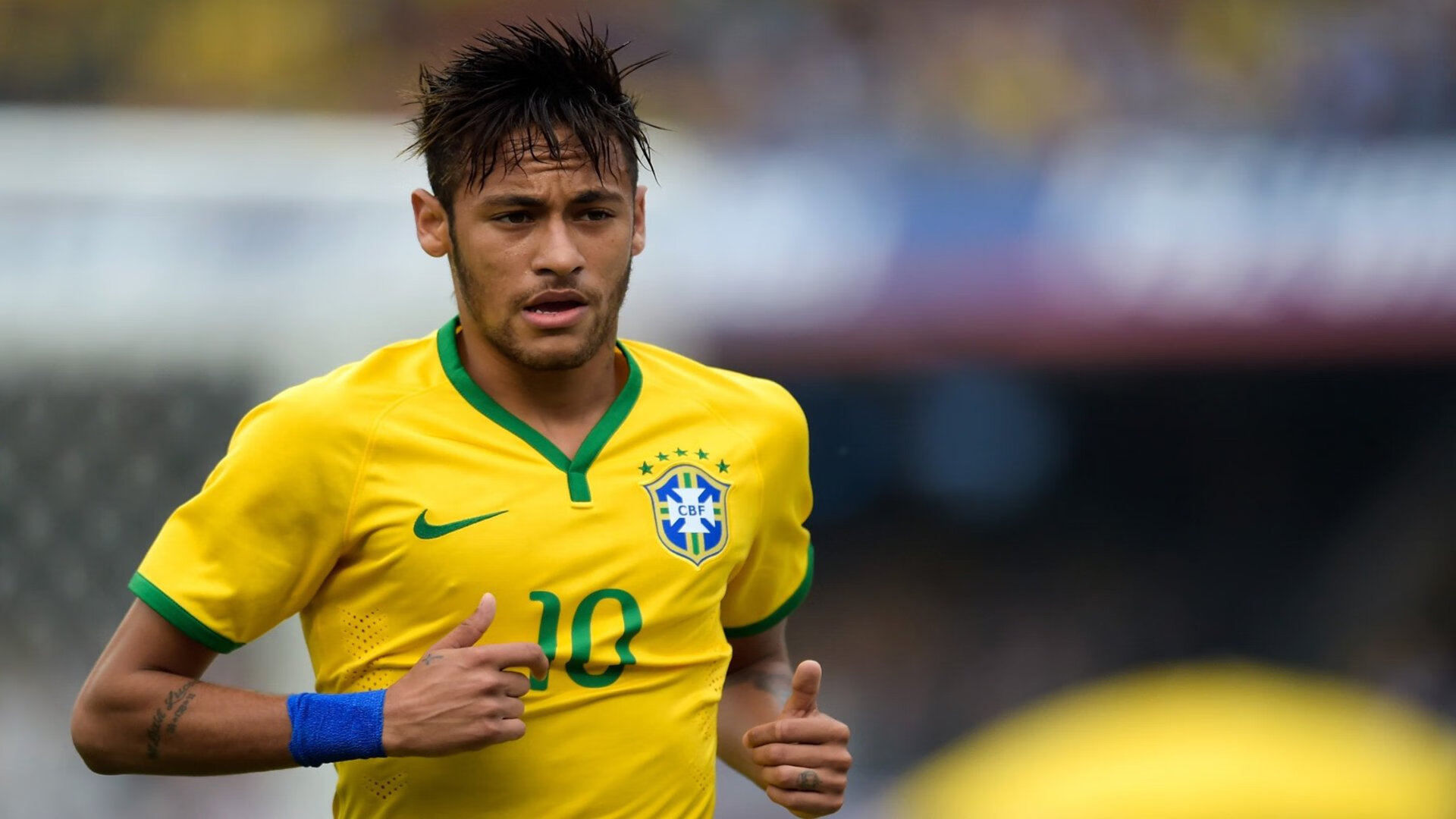 “亚戈·卡尔曼的精湛传球与强悍进攻,助阿根廷美洲狮队稳步提升”