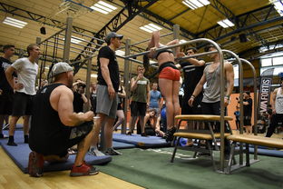 陈艺文赛后谈跳水心态，陈艺文领奖